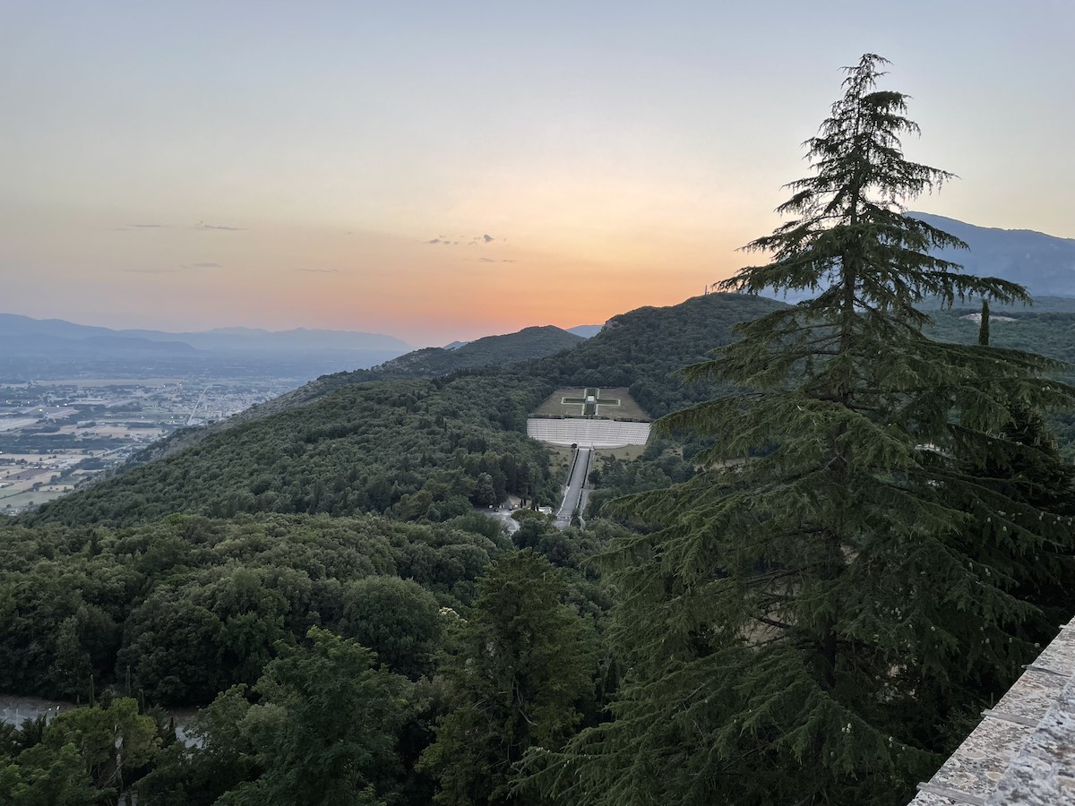 Cammino di San Benedetto - Cimitero Militare Polacco a Montecassino