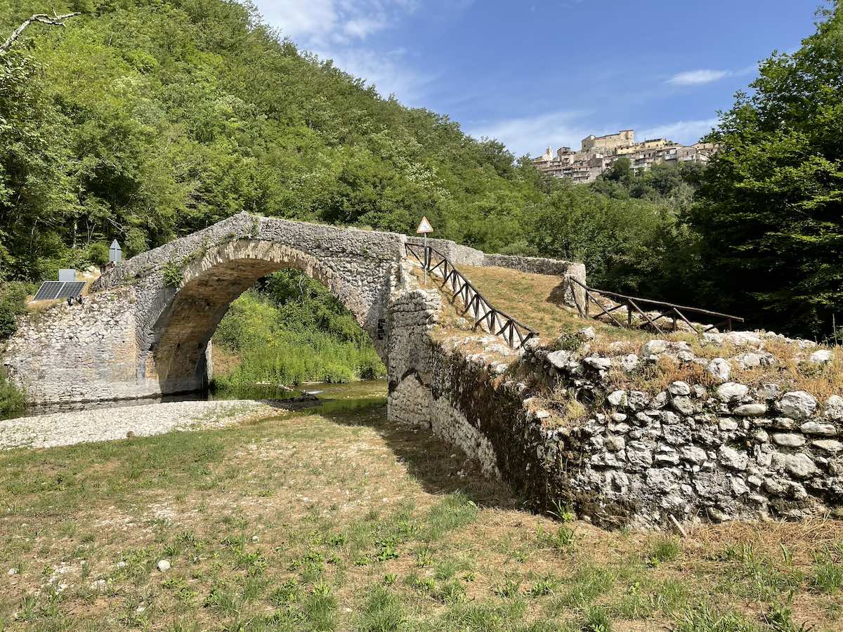 Cammino di San Benedetto - Ponte vecchio a Posticciola