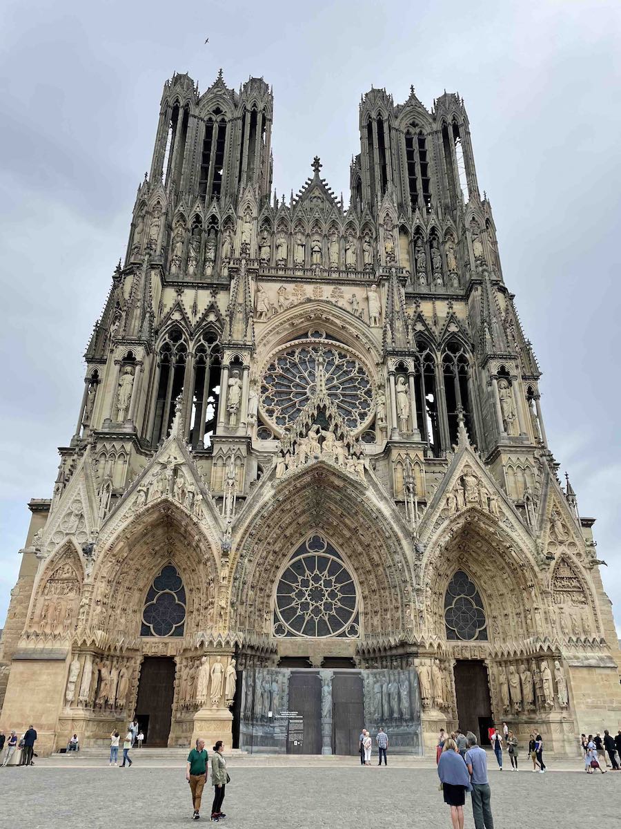 Via Francigena - Facciata della cattedrale di Notre-Dame di Reims