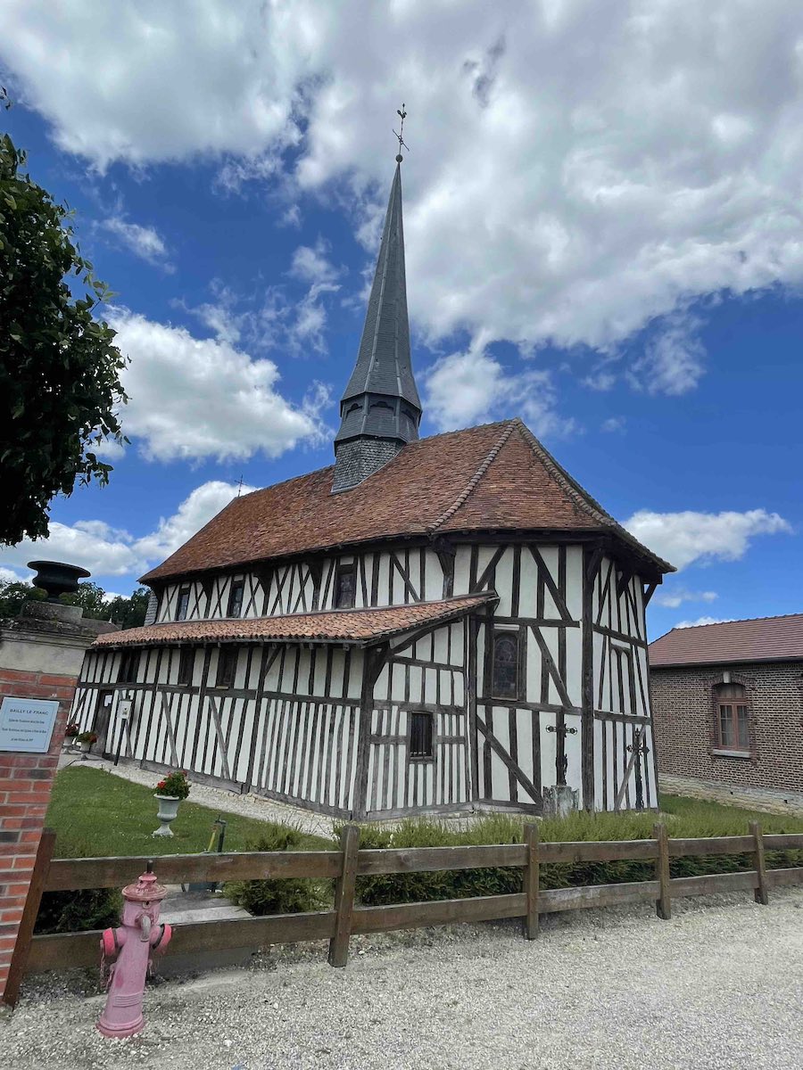 Via Francigena - Chiesa a graticcio, Exaltation-de-la-Sainte-Croix a Bailly-le-Franc